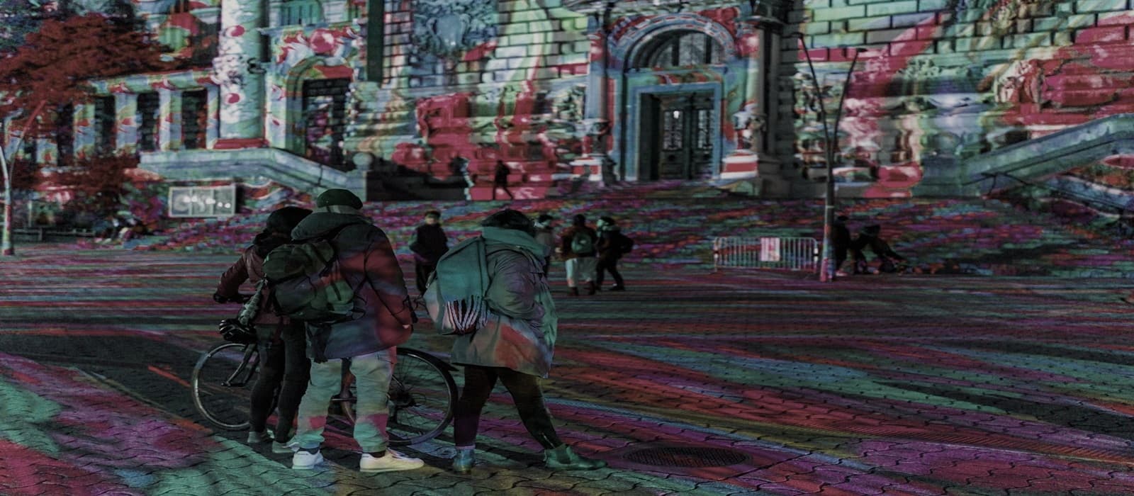 Place de Lausanne éclairée la nuit